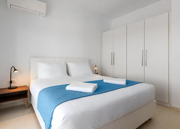 Zoe Blu * كالاثوس